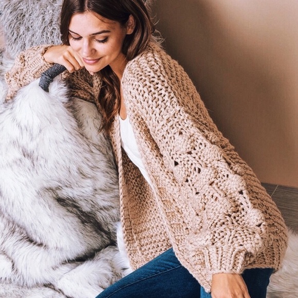 Honeycomb Sleeve Fuzzy Cardigan Knit Sweater Taupe - Picture 2 of 7